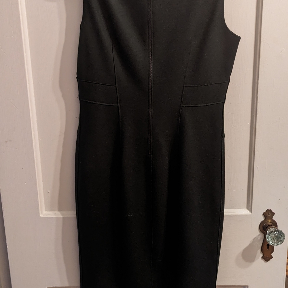 Felted wool body con dress by Elie Tahari - Picture 3 of 7